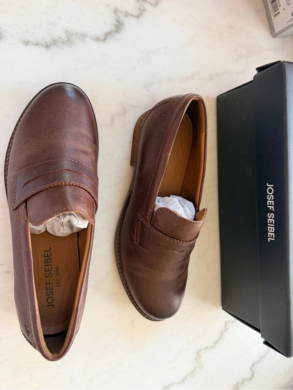 Josef Seibel Women’s Brown Leather Slip-On Loafers